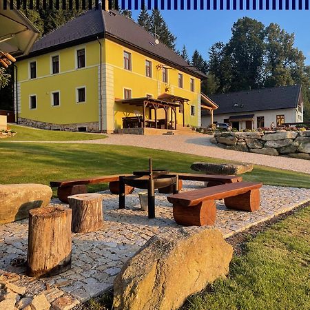 Apartmány HÁJOVNA Lipno Loučovice Exterior foto